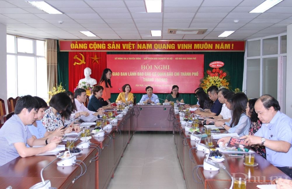 Đồng chí Trịnh Thị Lan - Trưởng phòng Báo chí - xuất bản, Ban Tuyên giáo thành ủy thông tin về một số nhiệm vụ tuyên truyền trọng tâm trong tháng 10.