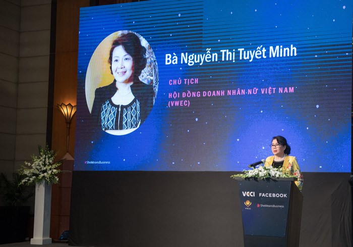 Chủ tịch Hội đồng Doanh nhân nữ Việt Nam Nguyễn Thị Tuyết Minh phát biểu