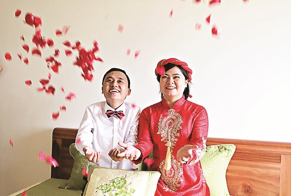 Vợ chồng Nguyễn Văn Long – Ngô Thị Hợi (ảnh: NVCC)