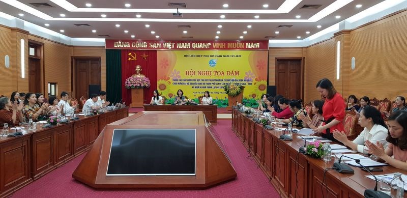 Chị Nguyễn Thị Thu Huyền đề xuất giải pháp đổi mới công tác tuyên truyền và tạo cơ hội cho nữ thanh niên tham gia