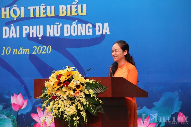 Đồng chí Nguyễn Lan Hương - Chủ tịch Hội LHPN quận phát biểu tại chương trình.