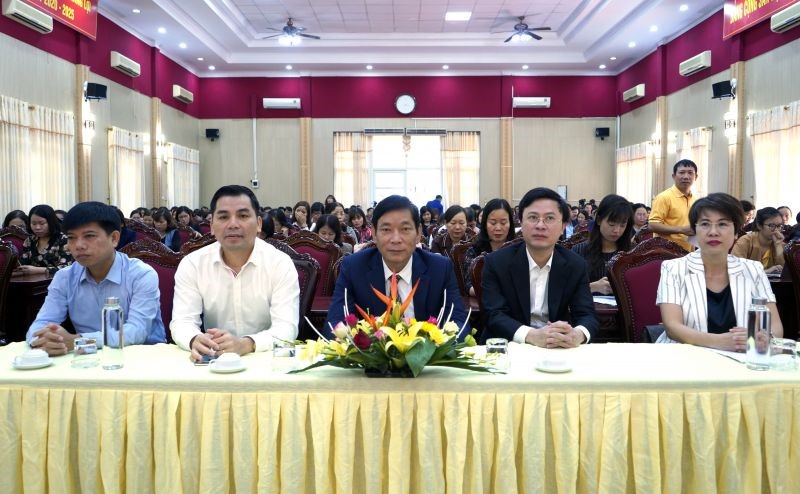 Quang cảnh buổi giao lưu