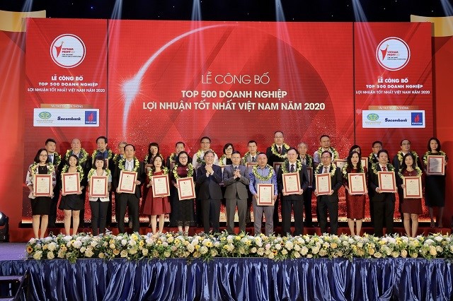 Vinh danh Top 500 doanh nghiệp có lợi nhuận lớn nhất Việt Nam năm 2020.