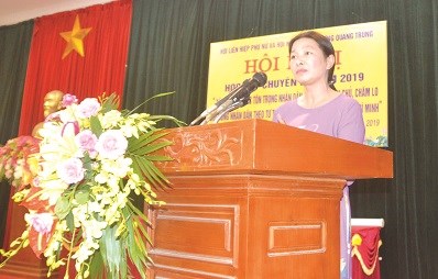 Chị Khuất Thị La - Chủ tịch Hội LHPN phường Quang Trung - thị xã Sơn Tây