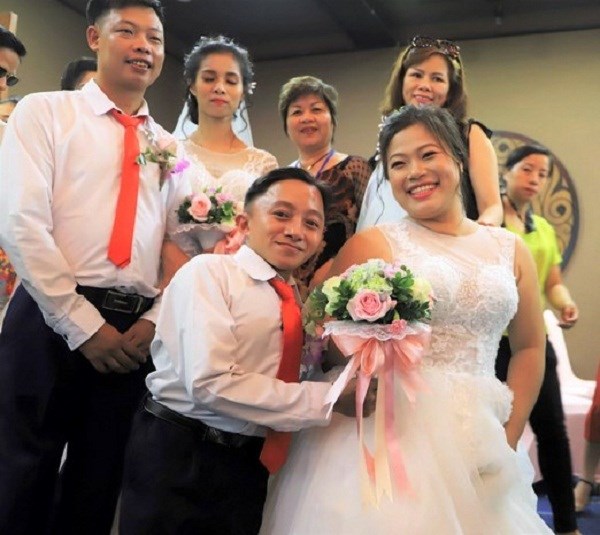 Các cặp đôi tham dự lễ cưới tập thể được tổ chức  năm 2019