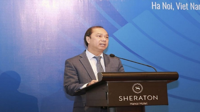 Thứ trưởng Ngoại giao Nguyễn Quốc Dũng phát biểu tại hội thảo.