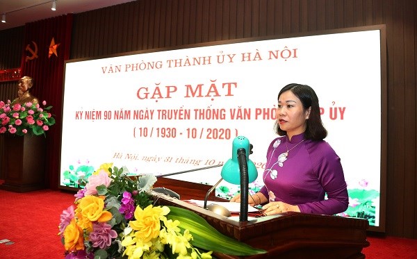 Phó Bí Thư Thường trực Thành ủy Nguyễn Thị Tuyến phát biểu tại Hội nghị