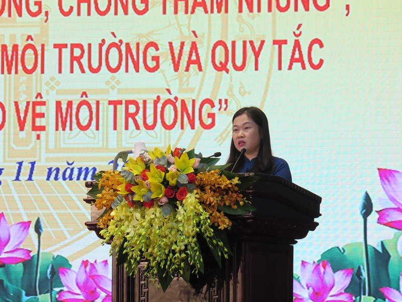 Bà Phạm Thị Thanh Hương – Phó Giám đốc Sở Tư pháp TP Hà Nội, Phó Trưởng Ban Tổ chức cuộc thi phát biểu tại lễ hưởng ứng