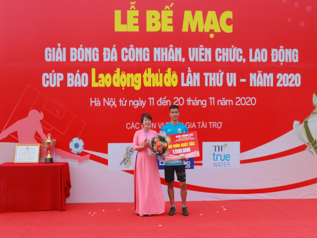 Giải Thủ môn xuất sắc nhất đã được trao vận động viên Phạm Ngọc Đại của đội bóng Công ty TNHH Phụ tùng xe máy ô tô Goshi Thăng Long.