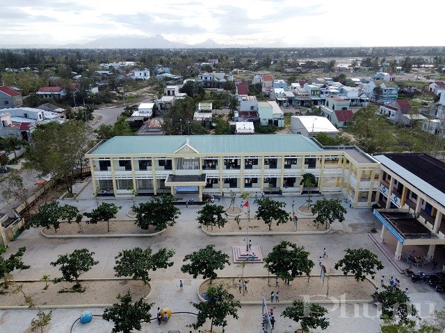 Hạng mục khu nhà 2 tầng tại trường Tiểu học Văn Thanh Tùng cơ sở 2 mới được khánh thành, bàn giao.