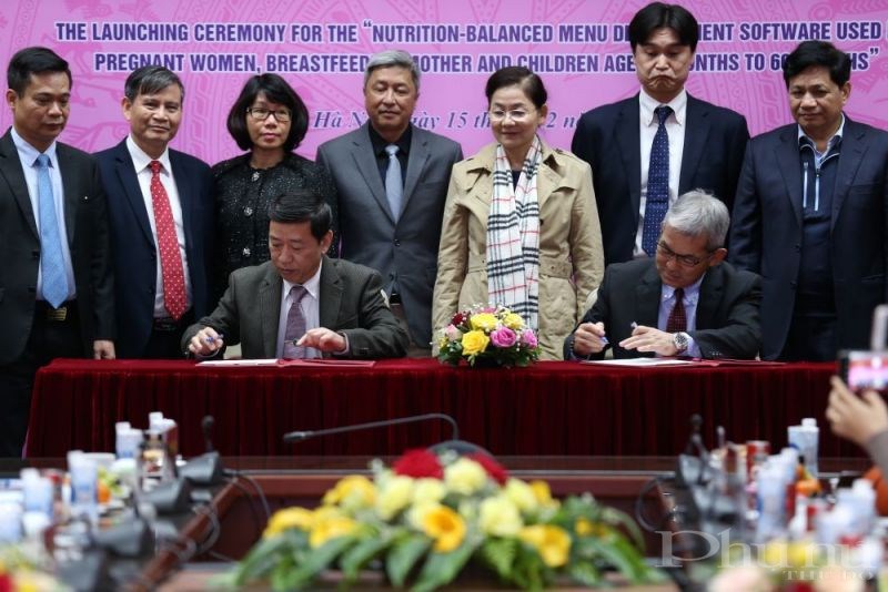 Lễ ký kết bản ghi nhớ giữa Vụ Sức khỏe Bà mẹ - Trẻ em và Công ty Ajinomoto Việt Nam.