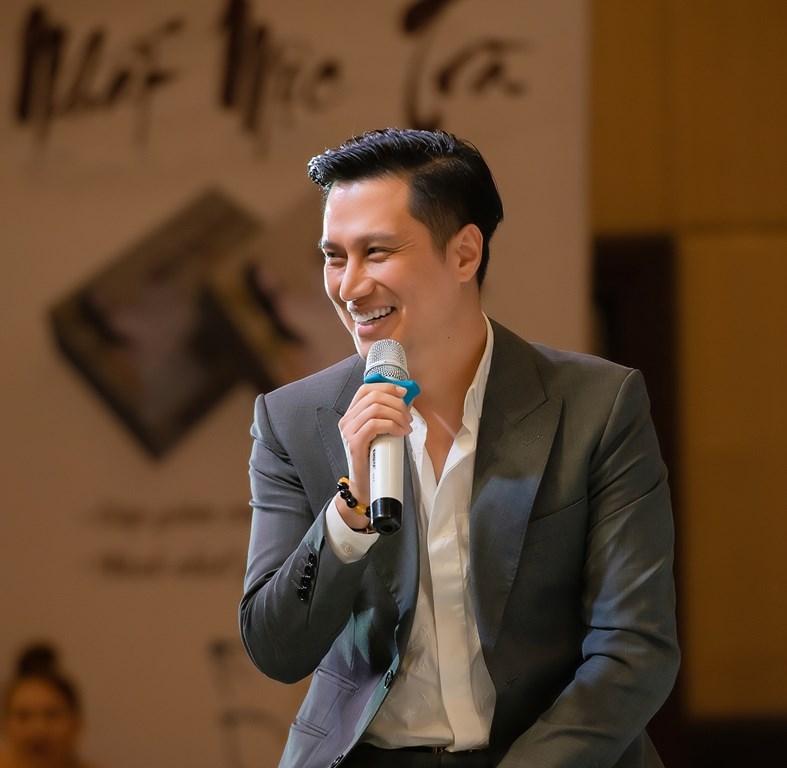 Diễn viên Việt Anh: không chỉ nghệ sĩ mà tất cả mọi người ai cũng đều chú ý đến phong thái, vẻ ngoài của mình