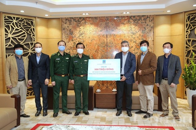 PetroVietnam trao hỗ trợ 500 triệu đồng cho Bộ Tư lệnh Bộ đội biên phòng.