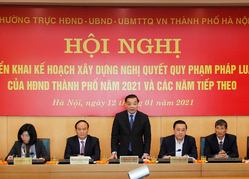 Ủy viên T.Ư Đảng, Phó Bí thư Thành ủy, Chủ tịch UBND TP Hà Nội Chu Ngọc Anh phát biểu tại Hội nghị