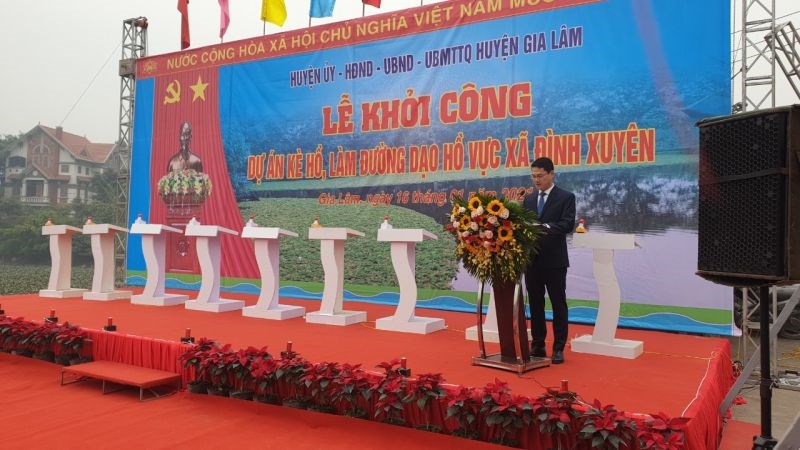 Giám đốc Ban Quản lý dự án đầu tư xây dựng huyện Gia Lâm Đào Đức Minh phát biểu
