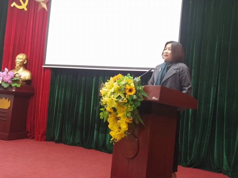 Đồng chí Phạm Thị Nguyên Hạnh, Phó Bí thư Đảng uỷ Khối các cơ quan Thành phố phát biểu chỉ đạo tại Hội nghị