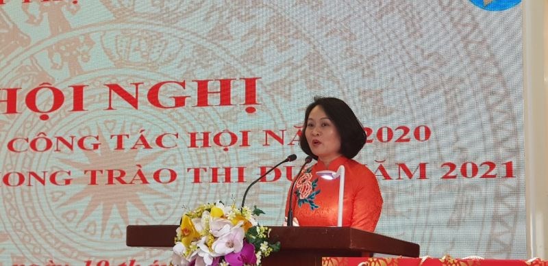 Phó Chủ tịch Hội LHPN thành phố Hà Nội Phạm Thị Thanh Hương phát biểu