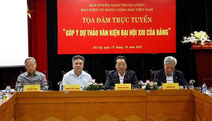 Báo điện tử Đảng cộng sản Việt Nam, Trang tin điện tử Đại hội XIII đã thực hiện Tọa đàm trực tuyến Góp ý dự thảo Văn kiện Đại hội XIII thu hút được sự quan tâm và gửi câu hỏi của đông đảo Nhân dân.