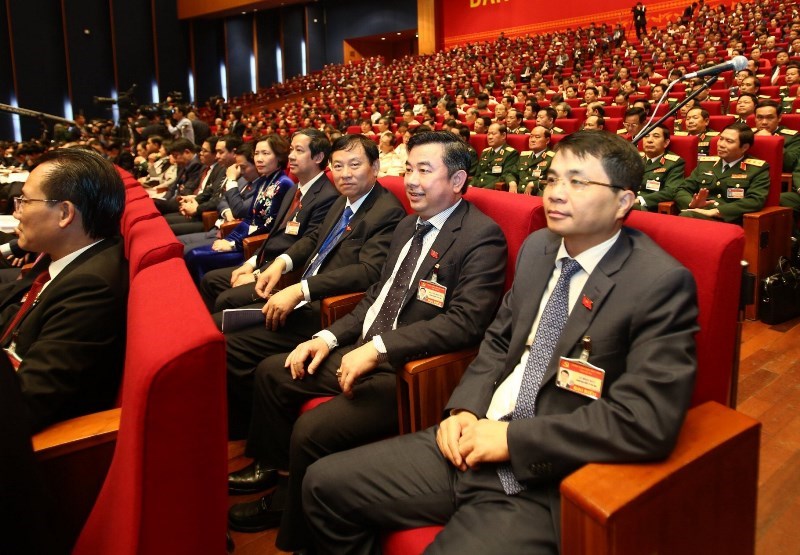 Các đại biểu Đoàn Đảng bộ TP Hà Nội tới phiên trù bị Đại hội XIII của Đảng.