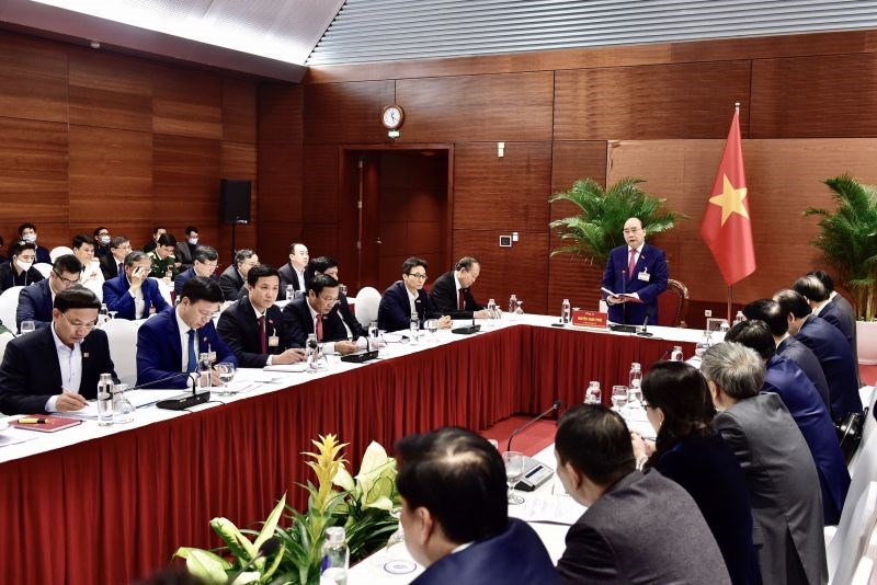 Thủ tướng Chính phủ Nguyễn Xuân Phúc chủ trì cuộc họp khẩn lần 2
