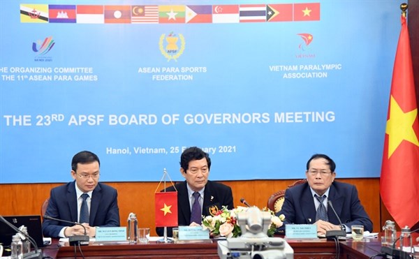 Đoàn Chủ tịch điều hành Hội nghị trực tuyến tại Việt Nam. Ảnh: Tổng cục TDTT