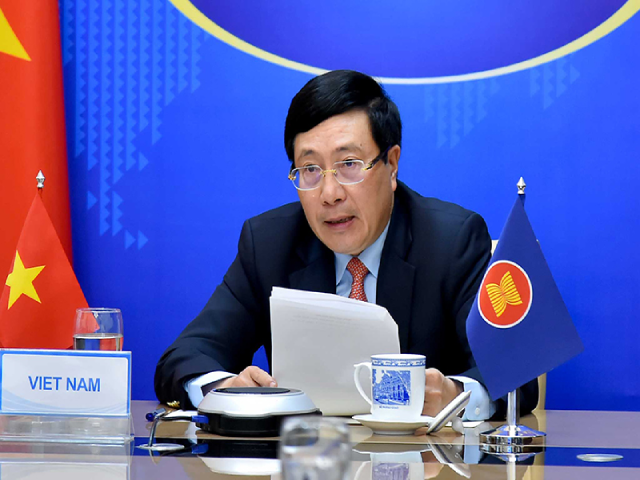 Phó Thủ tướng Phạm Bình Minh dự Hội nghị Bộ trưởng Bộ Ngoại giao ASEAN không chính thức theo hình thức trực tuyến.