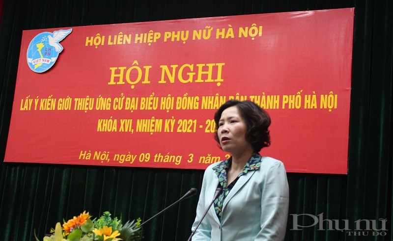 Đồng chí Lê Kim Anh - Chủ tịch Hội LHPN Hà Nội được cơ quan Hội LHPN Hà Nội giới thiệu ứng cử Đại biểu HĐND TP