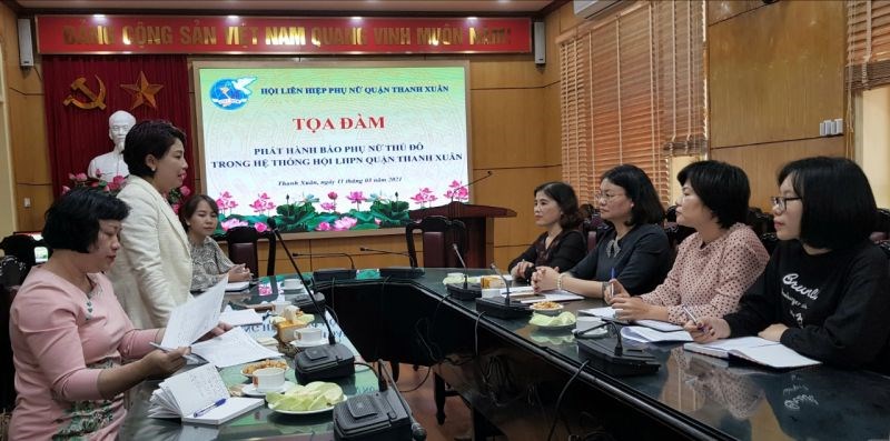 Tổng Biên tập Báo Phụ nữ Thủ đô Lê Quỳnh Trang phát biểu
