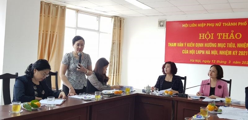 Bà Hà Thị Thanh Vân, Phó Giám đốc Học viện Phụ nữ Việt Nam phát biểu