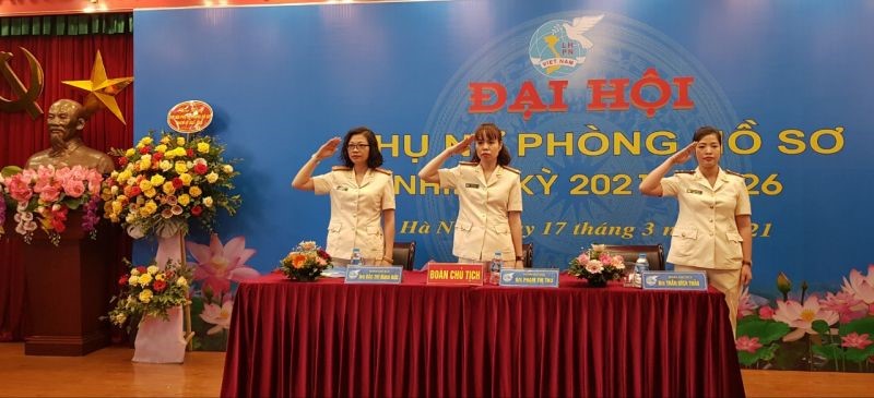 Đoàn chủ tịch Đại hội
