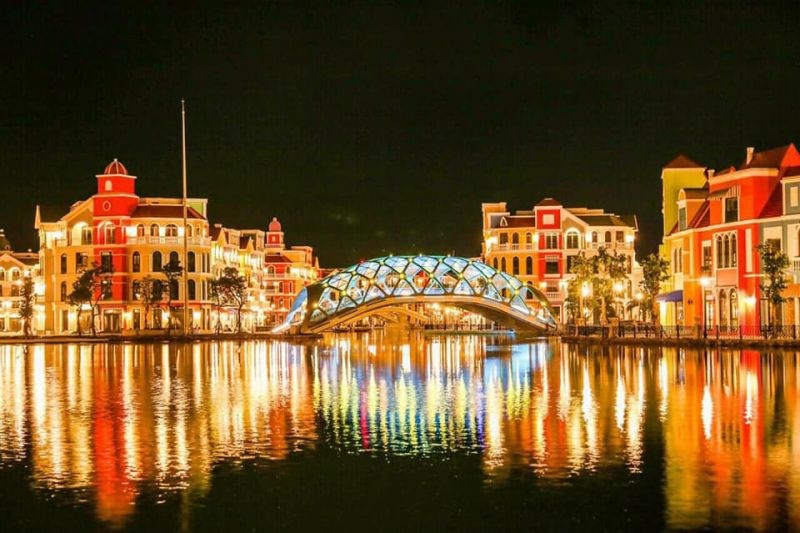 Sắc màu Venice - show trình diễn trên mặt nước hoành tráng bậc nhất hiện nay.
