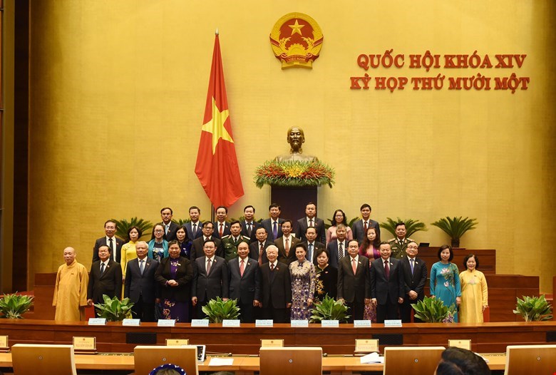 Lãnh đạo Đảng, Nhà nước chụp ảnh lưu niệm với đoàn đại biểu Quốc hội thành phố Hà Nội