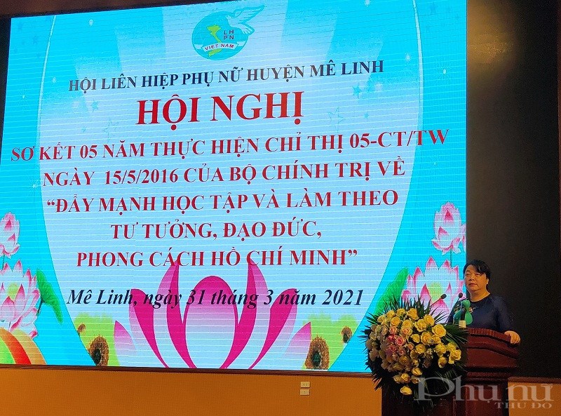 Đồng chí Nguyễn Thị Thu Thủy - Phó Chủ tịch Thường trực Hội LHPN Hà Nội phát biểu chỉ đạo tại hội nghị