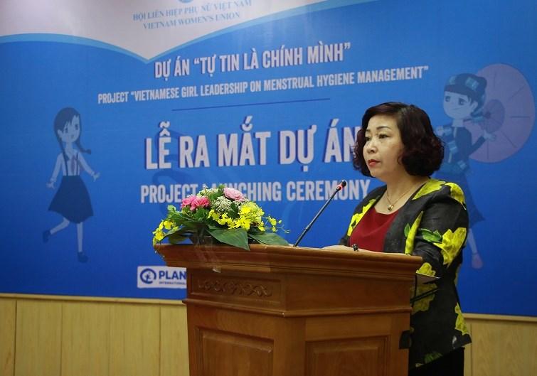 Đồng chí Lê Thị Thiên Hương, Phó Chủ tịch Hội LHPN Hà Nội phát biểu tại Lễ ra mắt Dự án