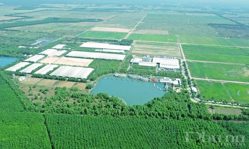 Toàn cảnh Trang Trại Sinh Thái Vinamilk Green Farm Tây Ninh với 9 hồ nước điều hoà khí hậu, làm mát cho cả khu vực, tạo ra không gian mát mẻ ngay cả trong mùa nắng nóng cao điểm.
