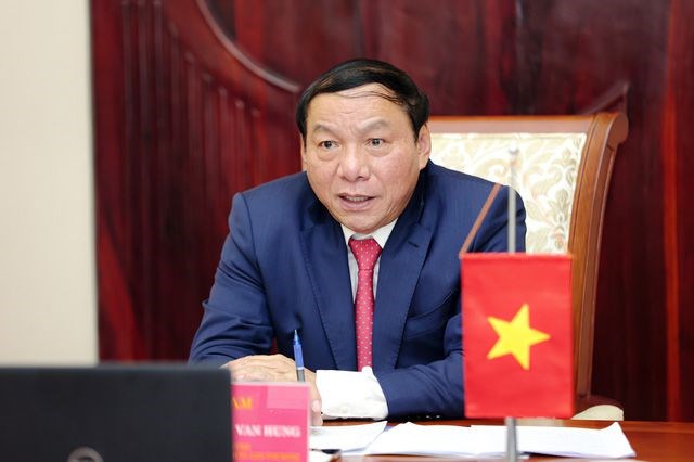 Bộ trưởng Bộ VH-TT-DL Nguyễn Văn Hùng