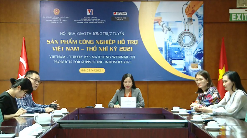 Bà Nguyễn Thị Thu Thủy, Phó Giám đốc Trung tâm Hỗ trợ Xuất khẩu (Cục XTTM) phát biểu