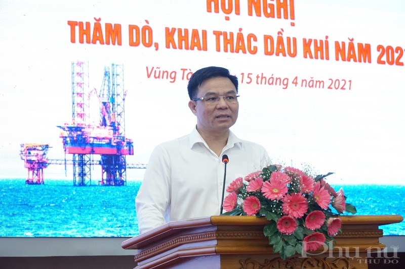 Tổng giám đốc PetroVietnam Lê Mạnh Hùng phát biểu tại Hội nghị.