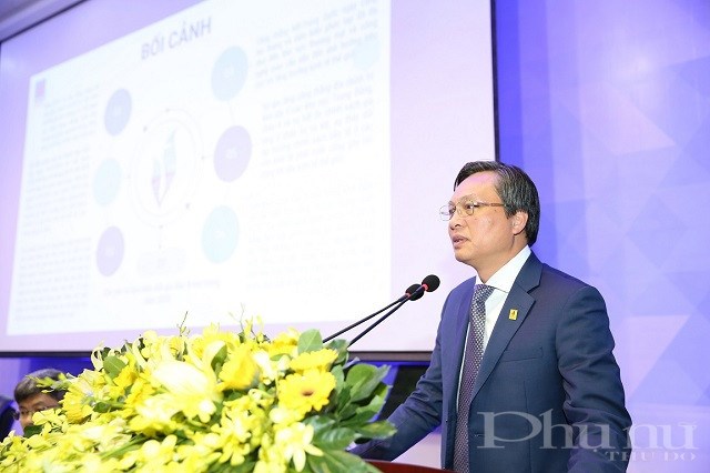 Tổng Giám đốc BSR Bùi Minh Tiến báo cáo kết quả SXKD 2020 và kế hoạch 2021.