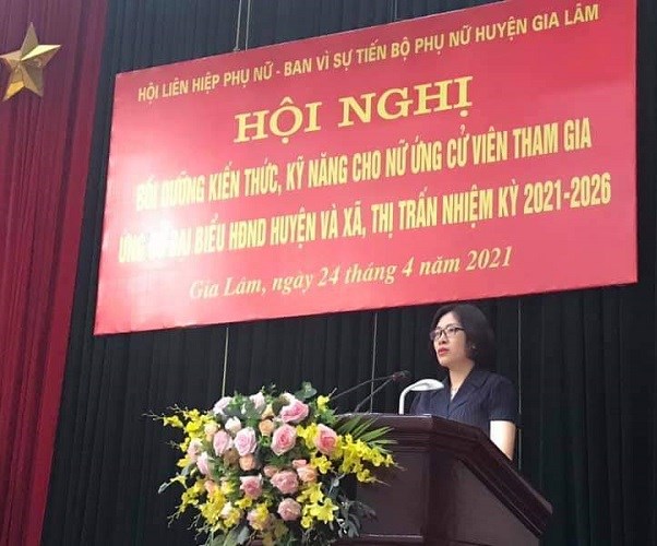Đồng chí Nguyễn Thanh Hương - Chủ tịch Hội LHPN huyện Gia Lâm khai mạc hội nghị