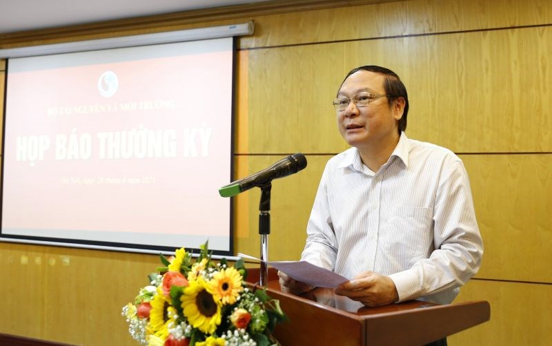 Thứ trưởng Bộ TN&MT Lê Công Thành phát biểu