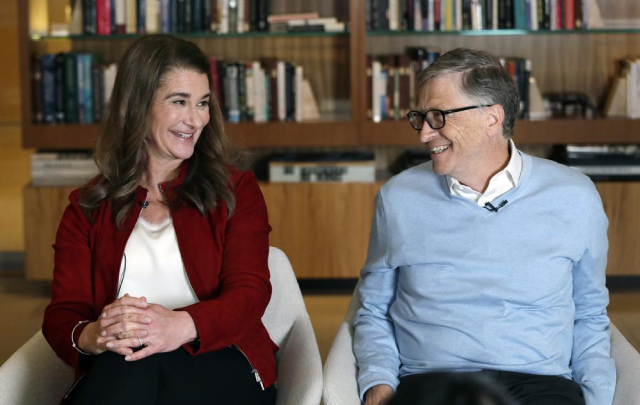 Bill và Melinda Gates trong một cuộc phỏng vấn ở Kirkland, Wash.