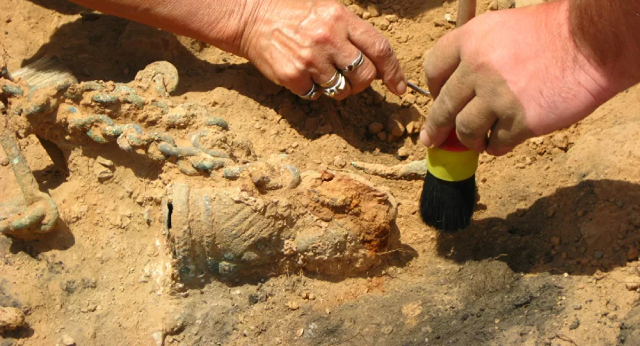 Các nhà khảo cổ lần đầu tiên phát hiện ra xác ướp của một thai phụ - ảnh 1