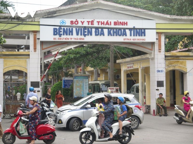 Phong tỏa Bệnh viện Đa khoa tỉnh Thái Bình vì dịch Covid-19 - ảnh 1