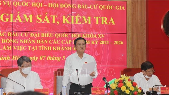 Đại tướng Đỗ Bá Tỵ, Phó Chủ tịch Quốc hội, phát biểu chỉ đạo tại buổi làm việc. Ảnh: TTXVN