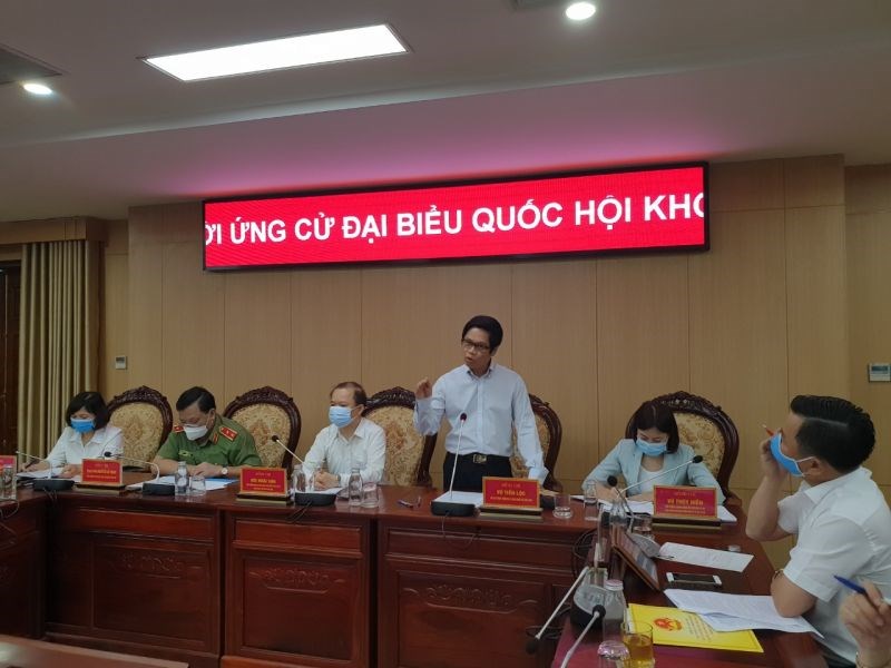 Ứng cử viên Vũ Tiến Lộc trình bày chương trình hành động