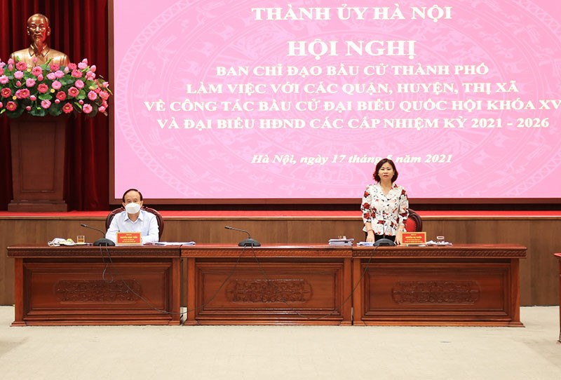 Đồng chí Nguyễn Thị Tuyến phát biểu tại Hội nghị