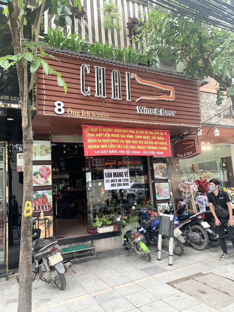 Quán hàng ở phường Điện Biên chỉ phục vụ khách mua mang về