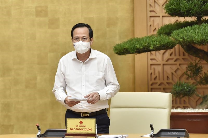 Bộ trưởng Đào Ngọc Dung phát biểu tại cuộc họp trực tuyến tại điểm cầu Trụ sở Chính phủ sáng 29/5