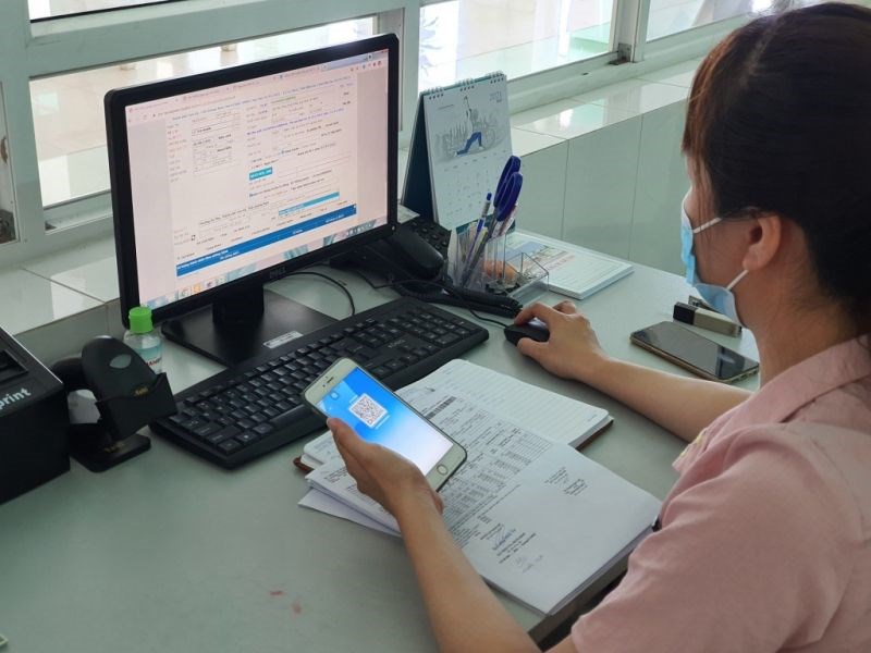 Từ ngày 1/6, người tham gia BHYT được sử dụng hình ảnh thẻ BHYT trên ứng dụng VssID trong KCB trên toàn quốc